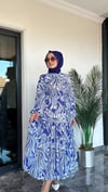 Desenli Şifon Kumaş Fırfır Detaylı Elbise -Mavi