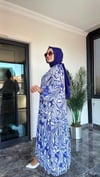 Desenli Şifon Kumaş Fırfır Detaylı Elbise -Mavi
