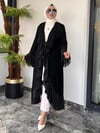Krep Kumaş Şifon Ve Taş Detaylı Önü Volanlı İkili Abaya Elbise -Siyah