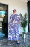 Şifon Desenli Kumaş Fırfır Detaylı Elbise -Mavi 