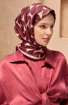 Pembe Geometrik Desen %100 Twill İpek Eşarp 4117 - 30