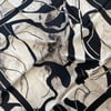 Sisley Twill Saf İpek Eşarp Siyah Karışık Desen 2031