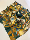 Yeşil Obje Desen %100 Twill İpek Eşarp 4300 - 03