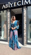 desenli uzun şifon elbiseABİYES - CENNET GÜL KAHVECİ