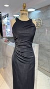 HALTER YAKA SİMLİ KUMAŞ YIRTMAÇLI