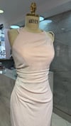 HALTER YAKA SİMLİ KUMAŞ YIRTMAÇLI