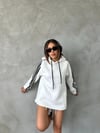 Kapüşonlu Şeritli Oversize Salaş Uzun Sweatshirt