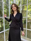 Gül Broş Detaylı Siyah Elbise