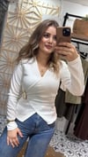 Ekru Ottomon Kumaş Kruvaze Tokalı Bluz