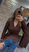 Kahve Ottomon Kumaş Kruvaze Tokalı Bluz