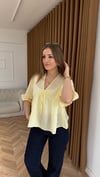 Sarı Romantik Bağlama Detaylı Şifon Bluz