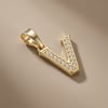 V Harfi Zirkon Taşlı Minimal Kolye Ucu  - 14k Altın Kaplama - 9 x 16 mm