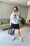 İçi T-shirt Detaylı Sweatshirt