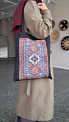 Mavi Kilim Desen Baskılı Bez Çanta