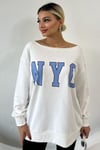 AÇIK KAYIK YAKA NYC BASKILI SWEATSHIRT