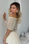 SARI KOMBİNE DESENLİ DANTELLİ TOP