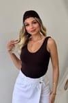 V YAKALI SIRT DEKOLTELİ BLUZ KAHVE