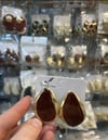 Altın Kaplama Çelik Çerçeveli Retro Bordo Reçine Butik Küpe