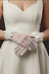 Hayal Tül İnci Sarkıtlı ve Tüy Detaylı Kristal Taşlı Nikah Gelin Eldiveni