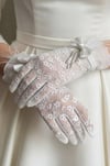 Isabel Gelin Eldiveni - Taşlı Fiyonk Detaylı Zarif Nikah Eldiveni