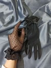 Siyah Puantiyeli Eldiven-Vualet Nikah Şapkası