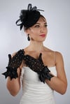 Siyah Tül Taşlı Abiye Eldiven ve Tüylü Fascinator Şapka Set