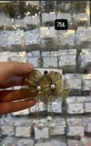 Toptan Çelik İncili Floral Sallantılı Küpe - Gold Seri