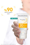 Bioderma Photoderm Akn Mat Karma Ve Yağlı Ciltler Için Matlaştırıcı Etkili Spf30 Güneş Kremi 150 ml