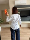 Beyaz Tasarım Kanca Detaylı Gömlek
