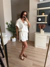 Beyaz Üstü Fermuarlı Şortlu Modal Takım