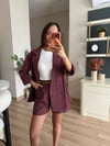 Bordo keten ceket kemerli şort takım