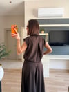 Kahverengi Çıtçıtlı Bluz Asimetrik Etek Takım
