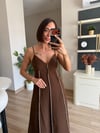 Kahverengi Keten Dikiş Detaylı Elbise