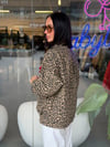 Leopar Desenli Broş Detaylı Tasarım Ceket