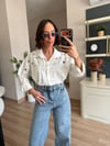 Marka Model Beyaz İncili Gömlek