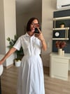 Marka Model Beyaz İşlemeli Etekli Takım 