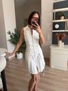 Marka Model Beyaz Kuşgözü Detaylı Denim Elbise