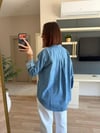 Marka Model İşlemeli Tensel Denim Gömlek