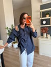 Marka Model Mavi Yanı Büzgülü Taşlı Gömlek