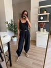 Siyah Tensel Askılı Bluz Kemerli Şalvar Takım