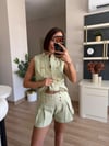 Yağ Yeşili Top Düğmeli Tasarım Yelek Şort Takım