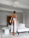 Arias Closet Özel Tasarım Beyaz Dantel İşlemeli Göğüs Detaylı Yırtmaçlı Fantezi Gecelik