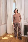 Arias Closet Yaprak Desenli Dantelli V Yaka Büyük Beden Pijama Takımı