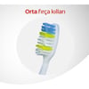 Colgate Extra Clean Dil Temizleyicili Arka Dişlere Uzanan Orta Diş Fırçası 1+1