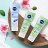 NIVEA Arındırıcı Organik Pirinç Peeling 75 ml; Karma Ciltler; Aloe Vera ile Yüz Bakım; Cildi Arındırır; Etkili Yüz Temizleme