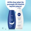 NIVEA Creme Soft Kremsi Dokunuş Banyo Ve Duş Jeli 750ml, Vücut Nemlendirici, Pürüzsüz Cilt, Badem Yağı
