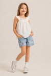 Kız Çocuk Beyaz Müslin Bluz ve Kiraz Nakışlı Denim Şort Takım