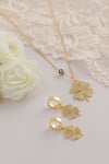 Yonca Figürlü Gold Küpe 007