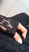 Siyah Dantel Drape Detaylı Dantel Elbise
