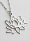 Gümüş Lotus Çiçeği Kolye